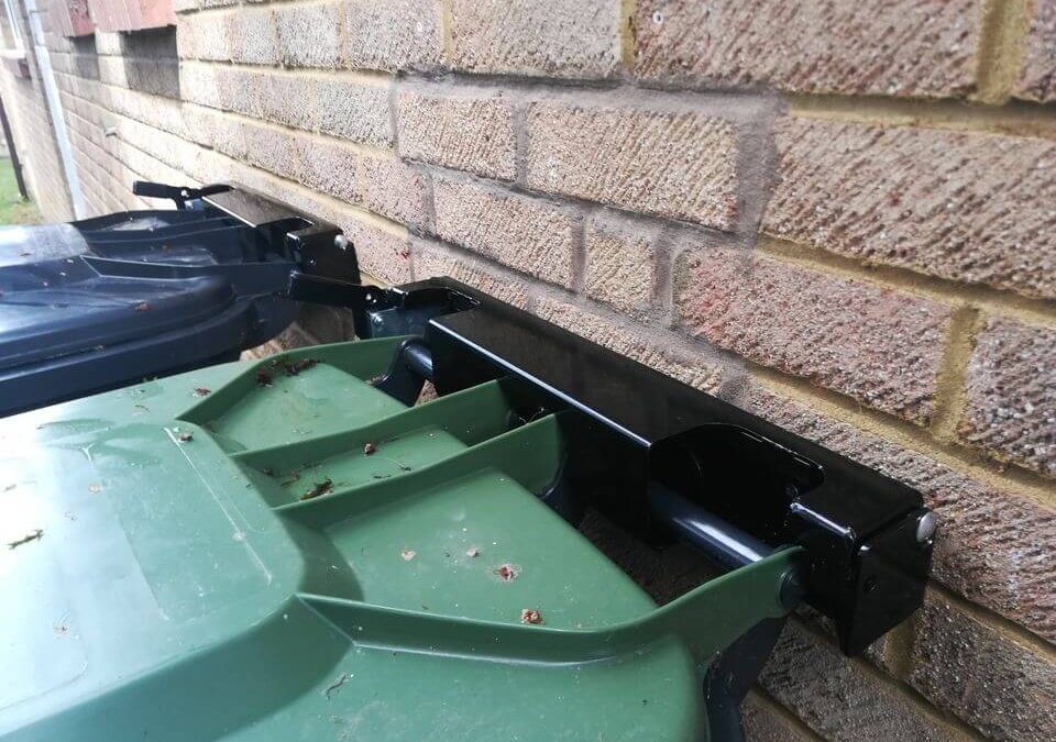 Secure wheelie bins